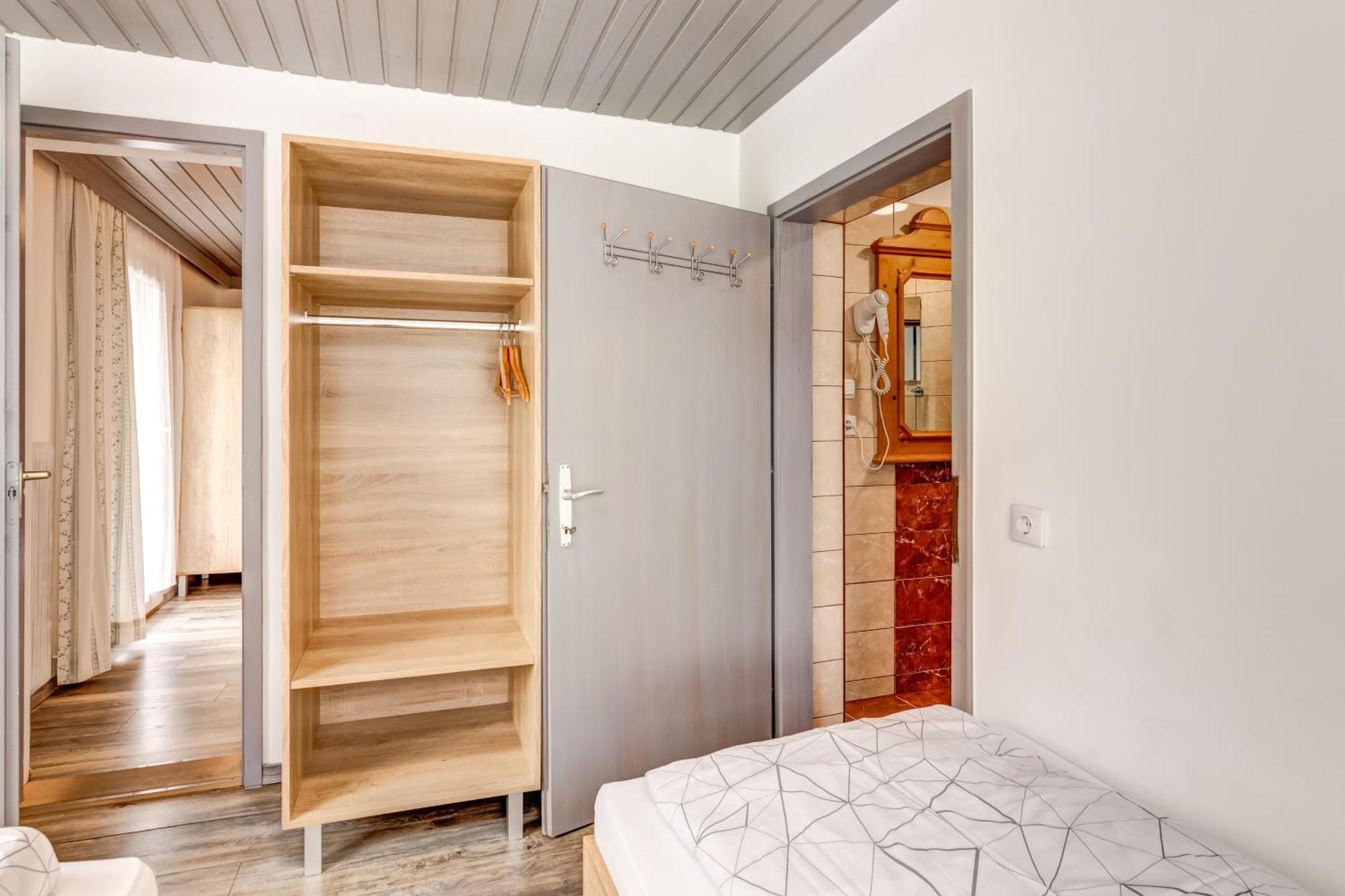 Ferienwohnung Ludwighaus Neukirchen am Großvenediger Exterior foto
